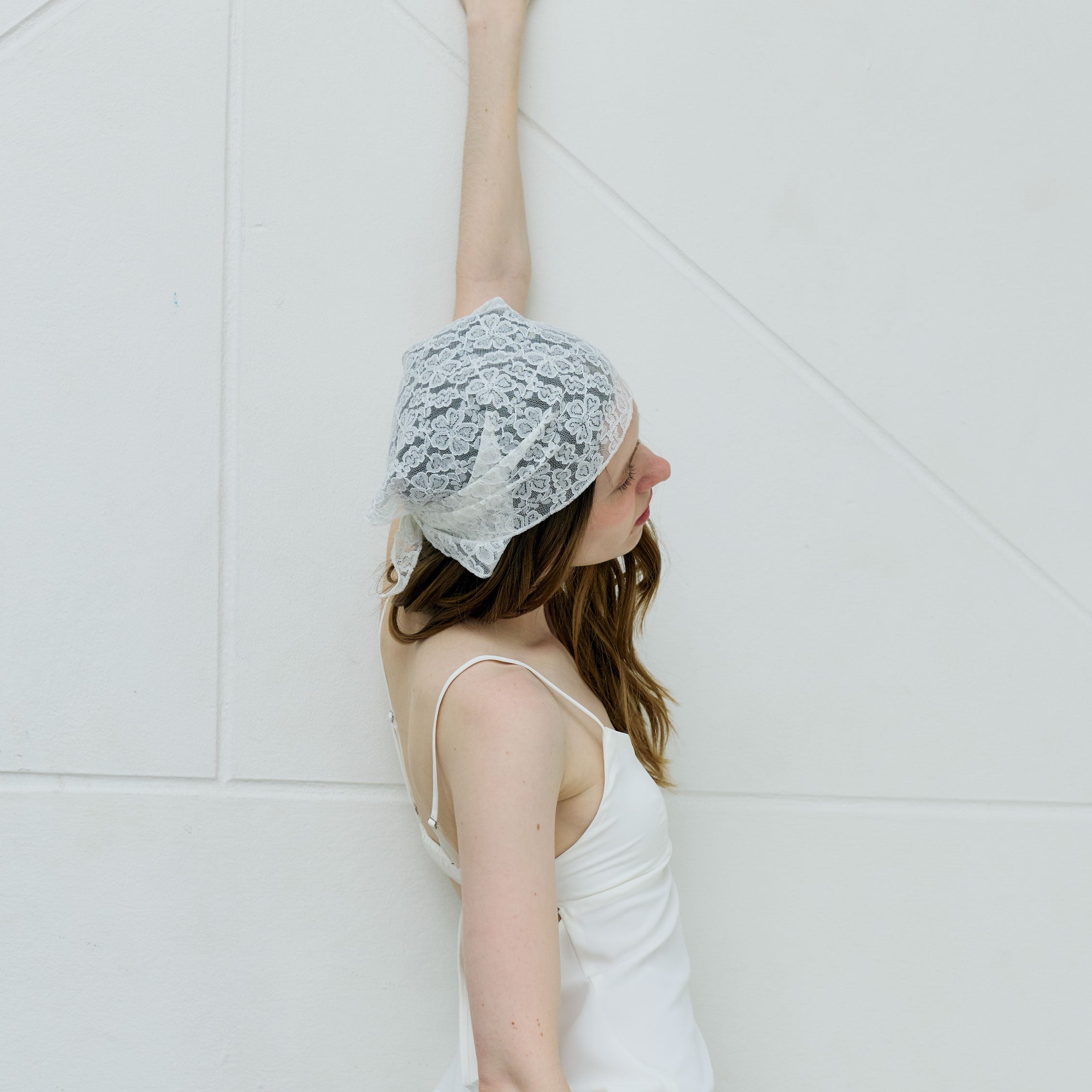 CHANTILLY LACE HEADSCARFT