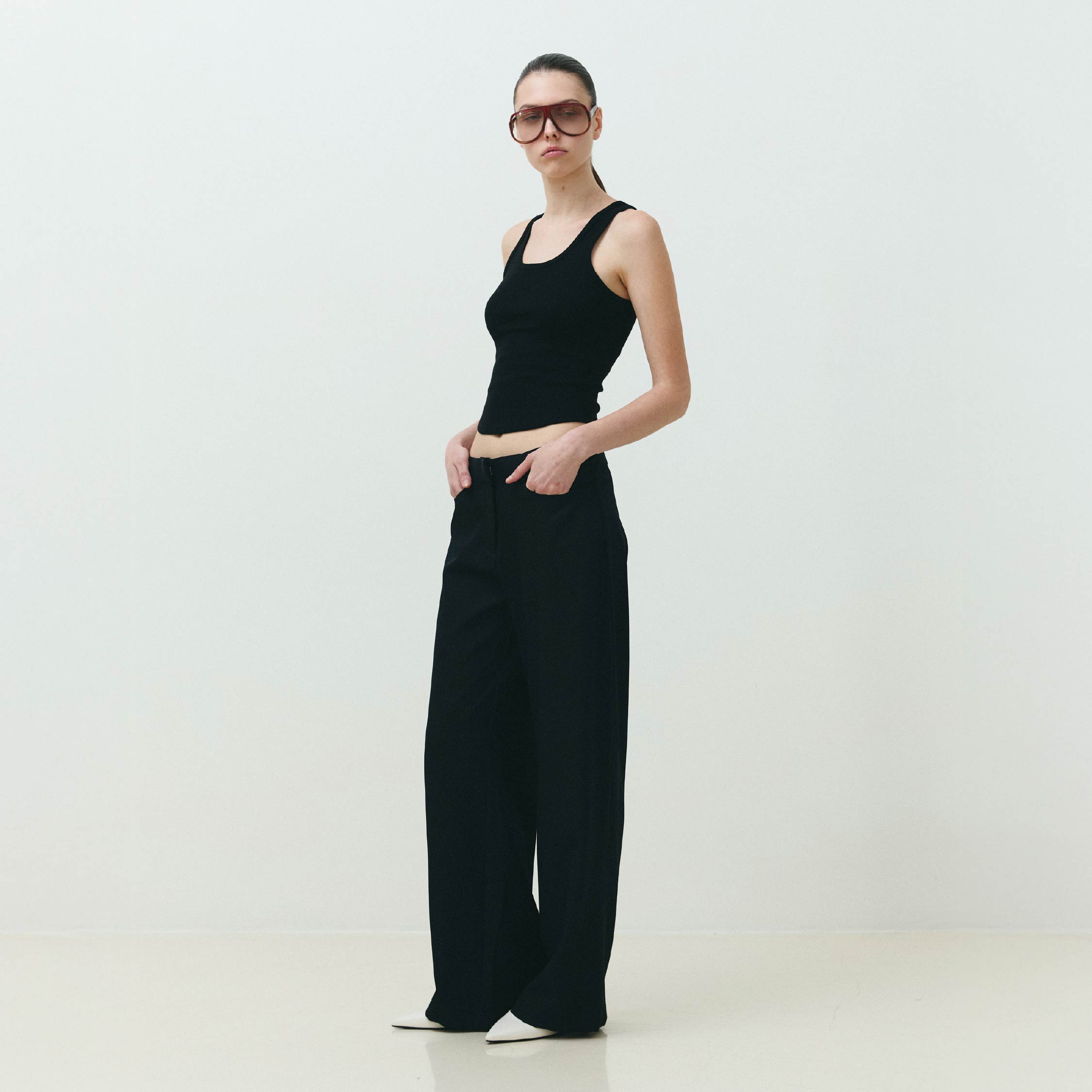 REFINED PANTS