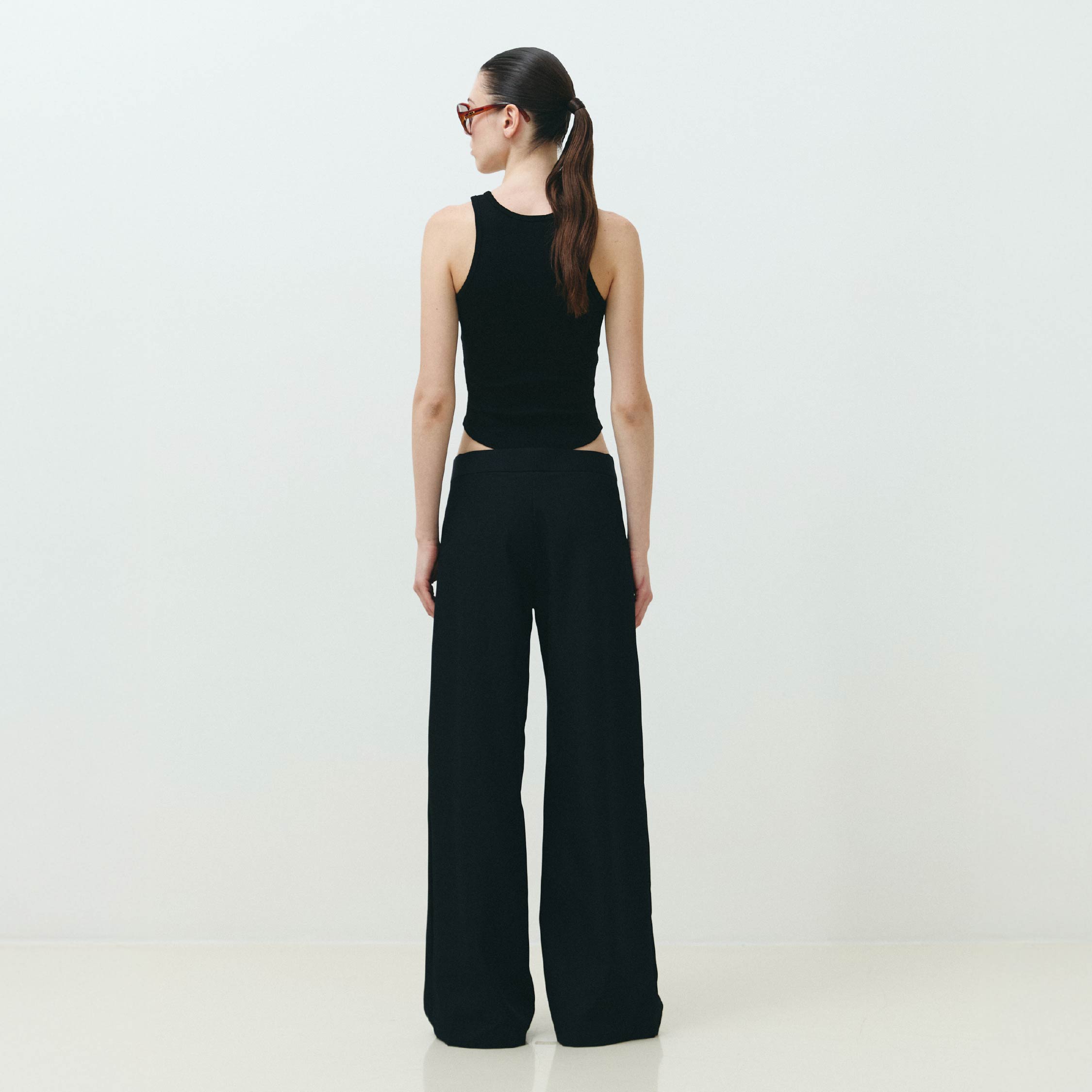 REFINED PANTS