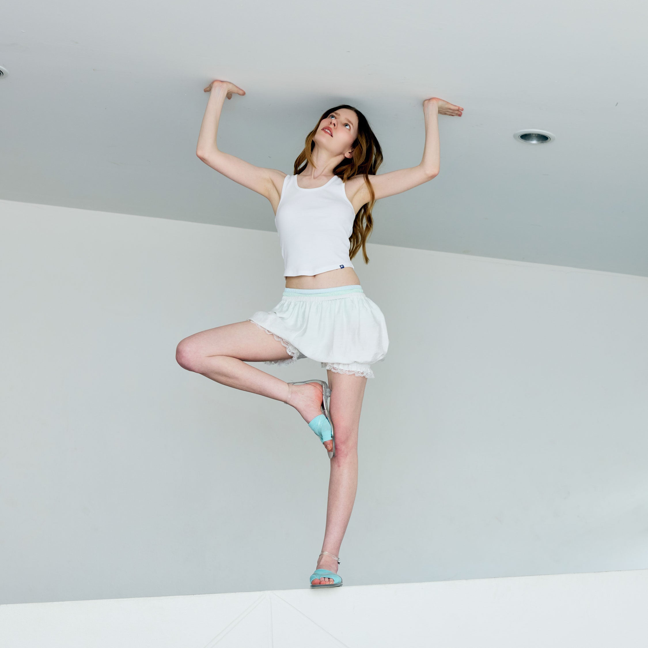 THE BLOOM SHORT
