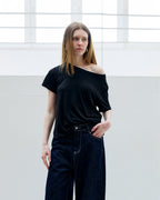 ESSENTIAL TEE