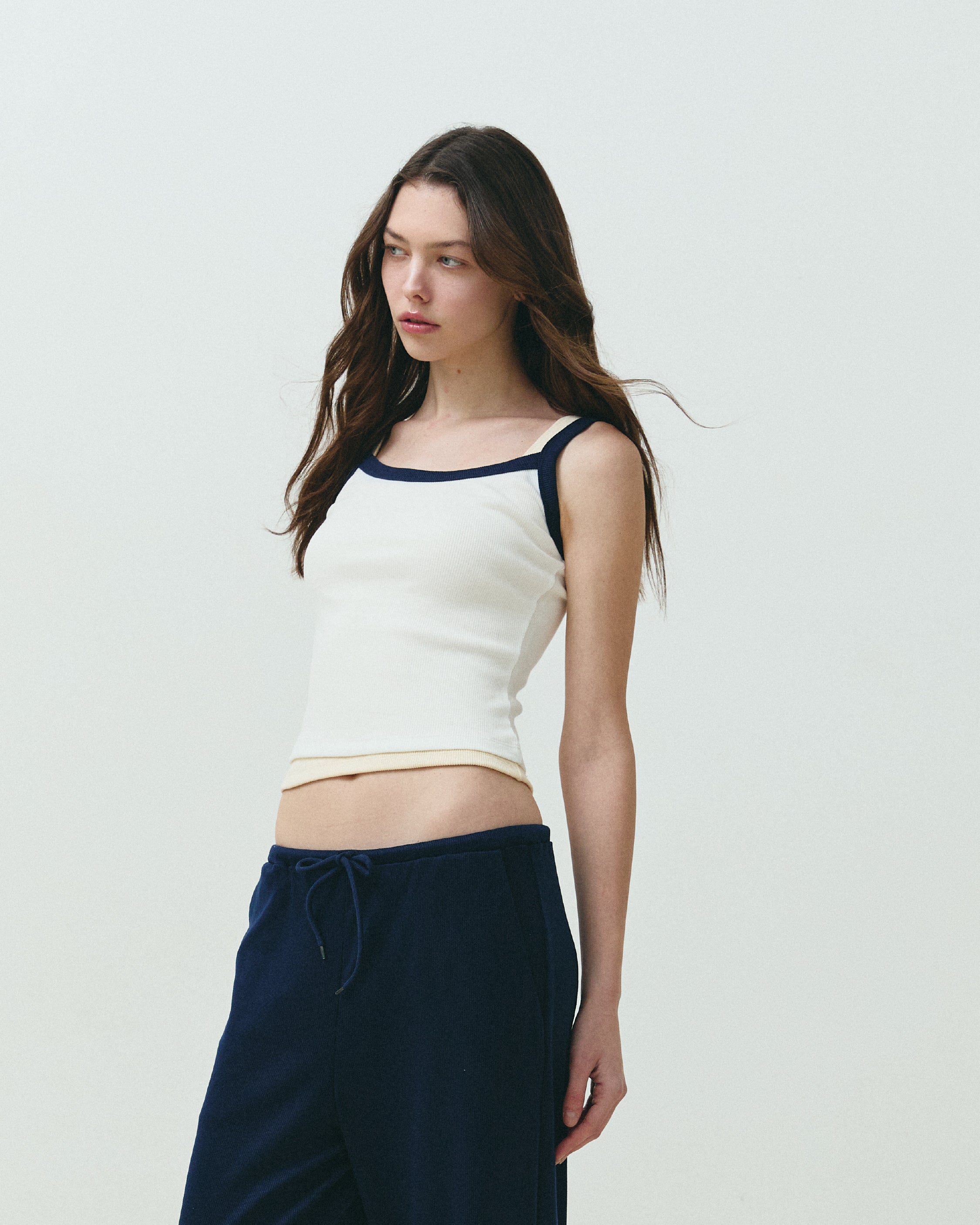 JORJA TANK TOP WHITE-NAVY